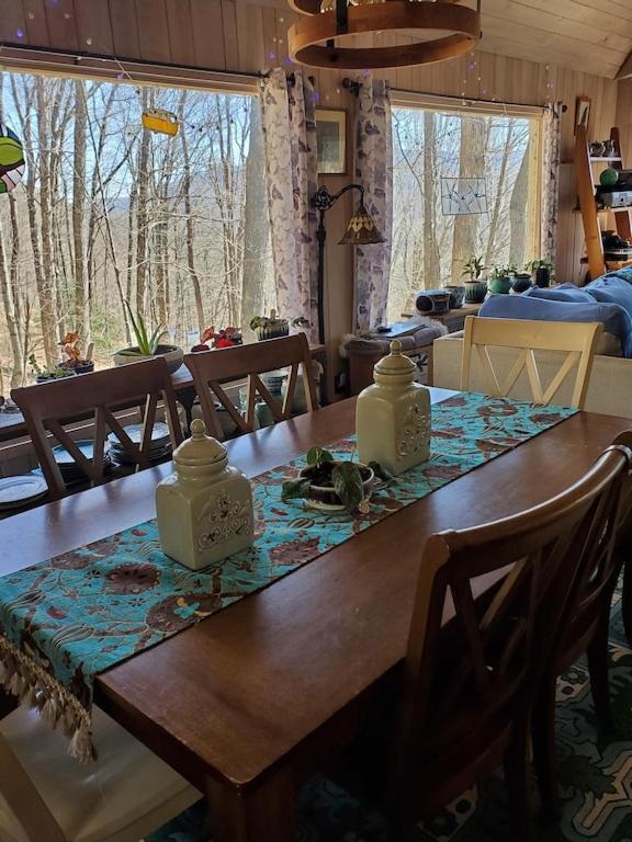 הוילה Burnsville Treehouse Cathedral In Blue Ridge Mountains, Nc מראה חיצוני תמונה